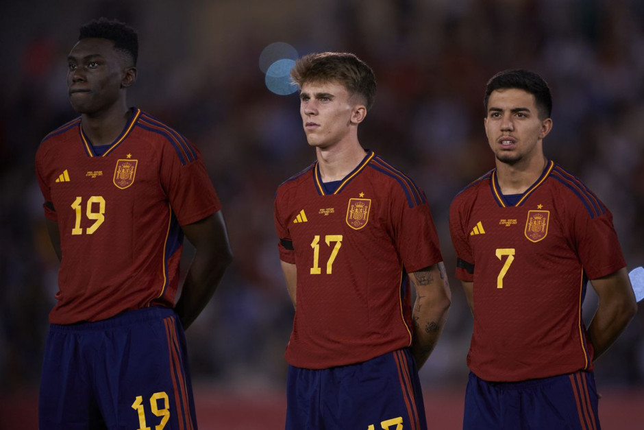 西班牙队备战瑞士,主帅力挺年轻球员(西班牙队备战瑞士,主帅力挺年轻球员是谁) 西班牙队备战瑞士,主帅力挺年轻球员(西班牙队备战瑞士,主帅力挺年轻球员是谁)